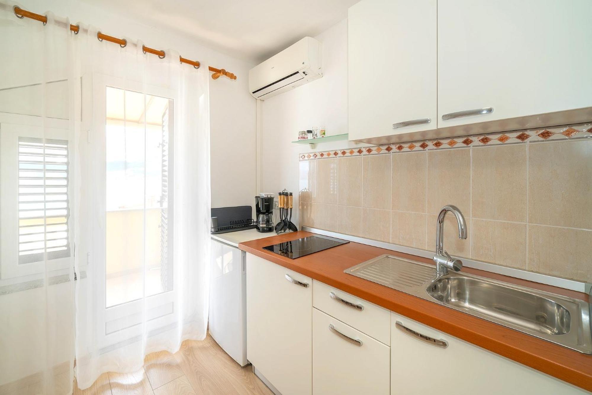 Studio Apartments Cavrak With Terrace Baska  Exterior photo