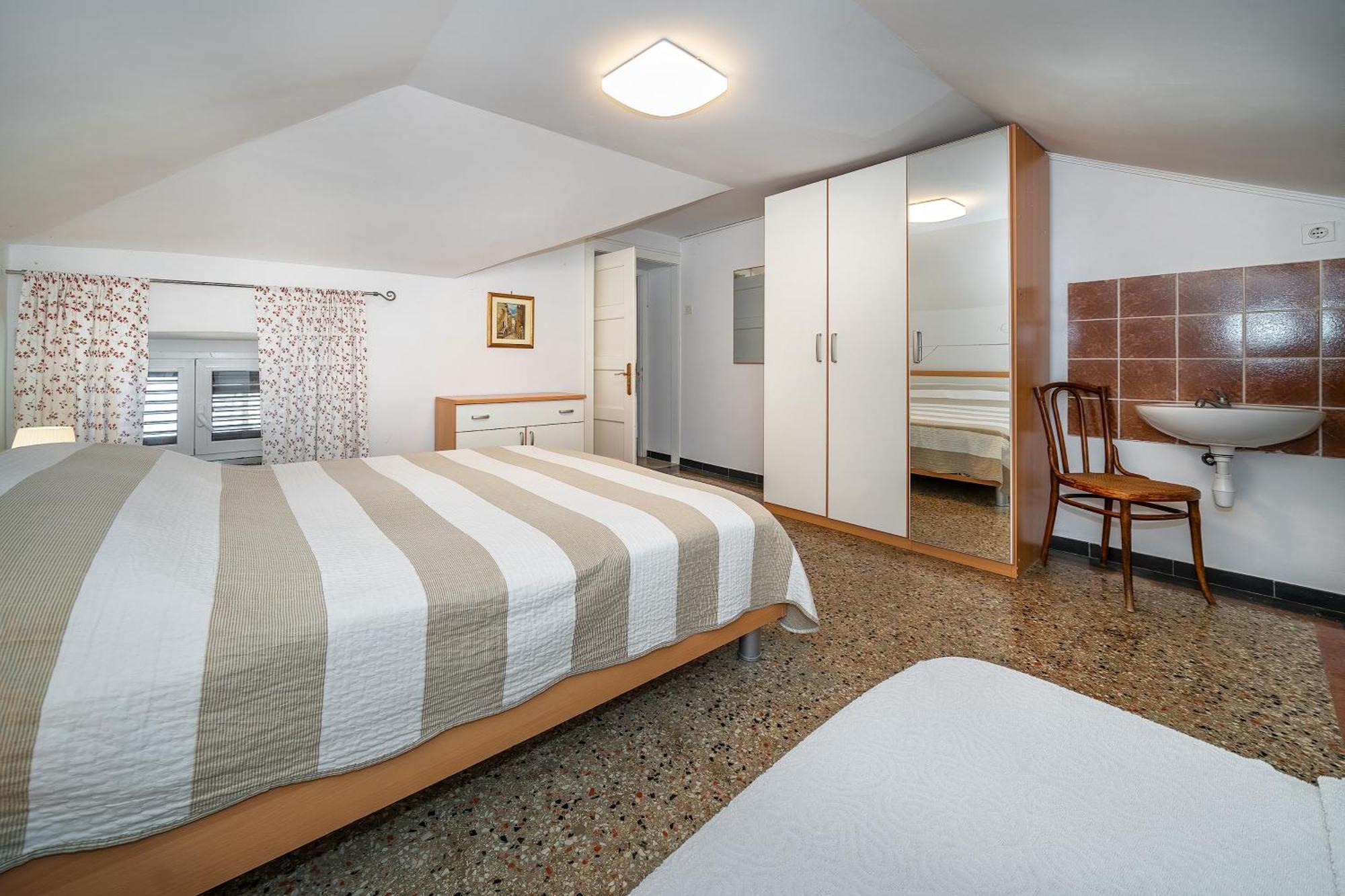Studio Apartments Cavrak With Terrace Baska  Exterior photo